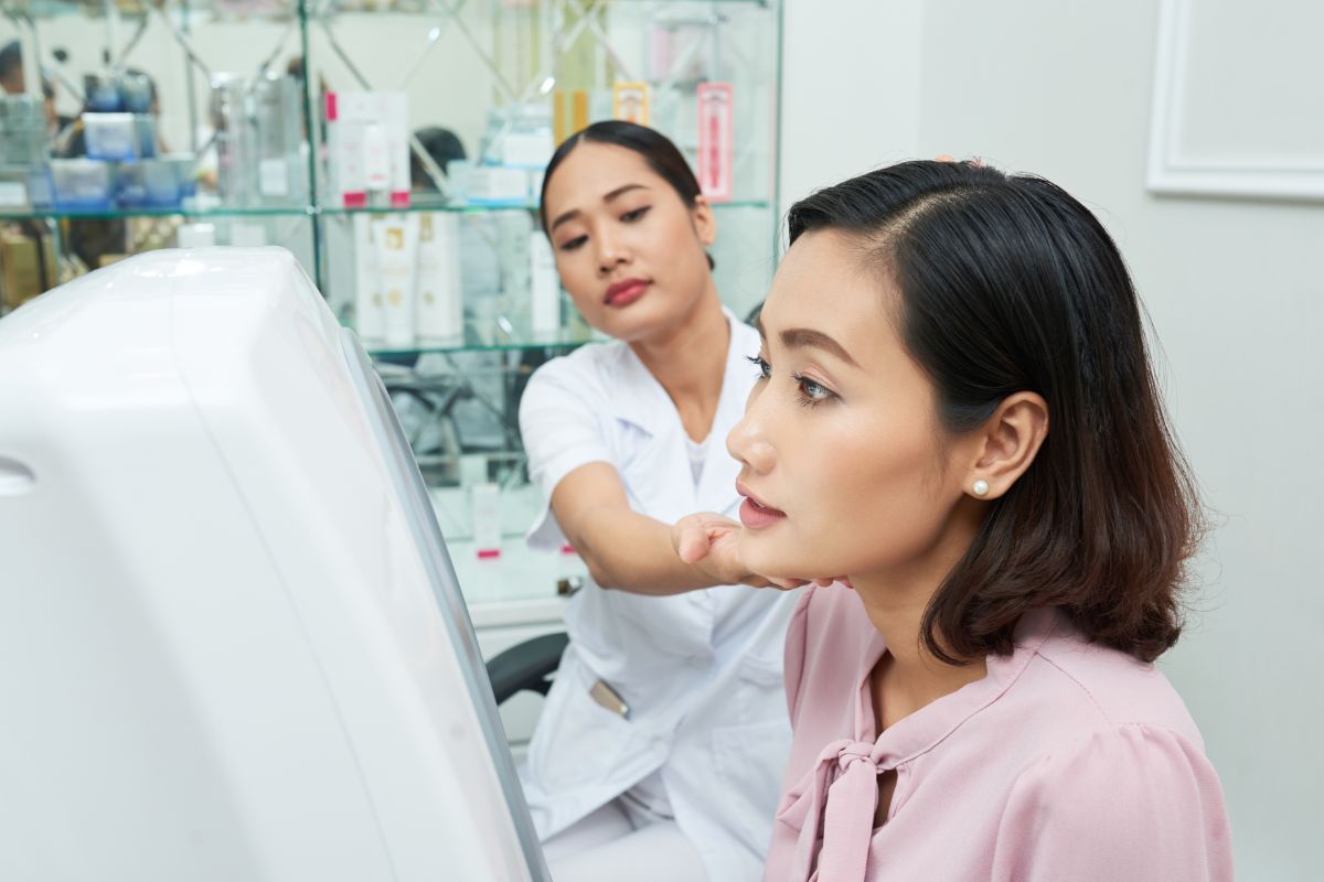 Talented Dermatologist Having Appointment 2021 08 26 19 52 08 Utc (1)