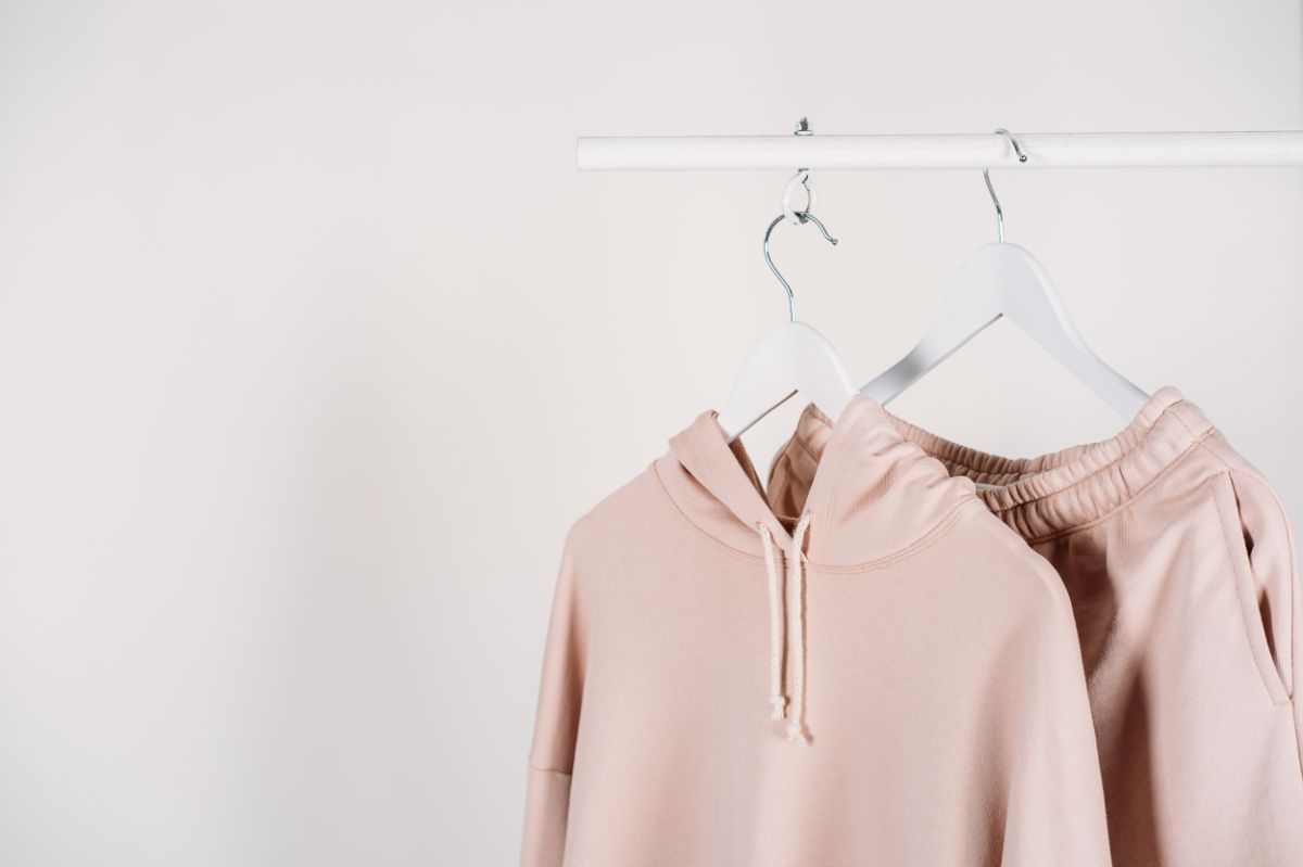 Prepare a two-piece outfit